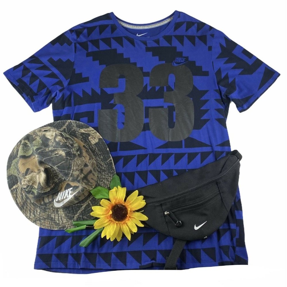 Nike Logo Spellout Abstract Print T Shirt